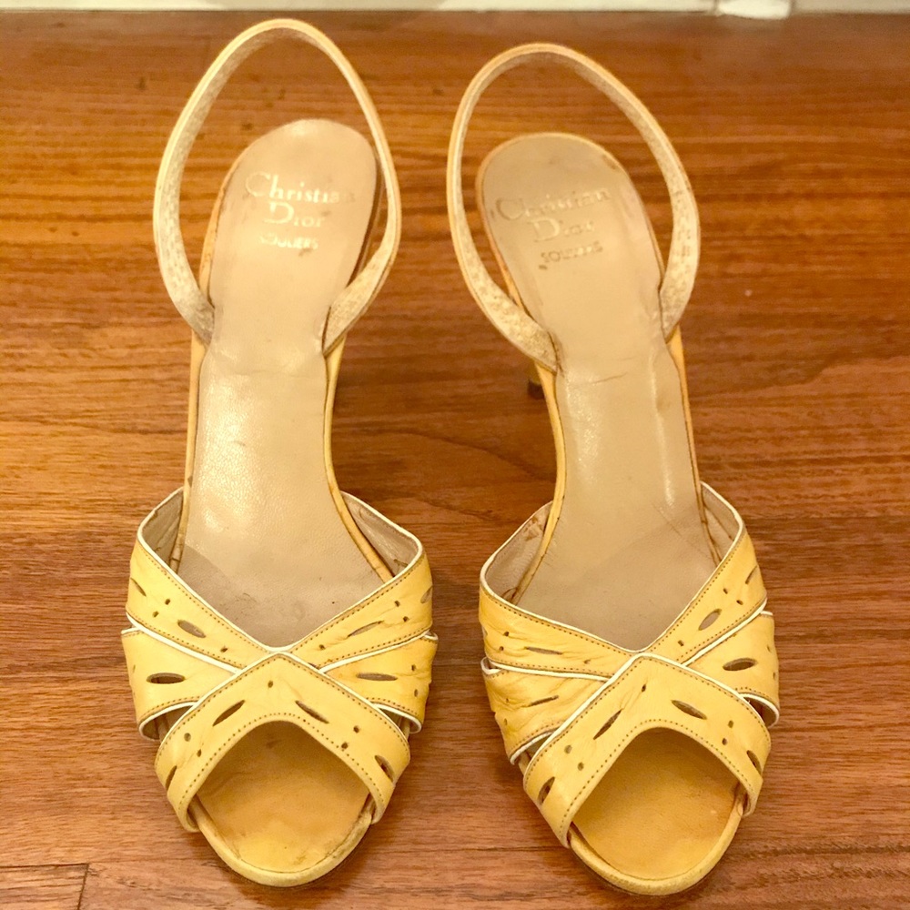 Authentic Christian Dior vintage kitten heels.